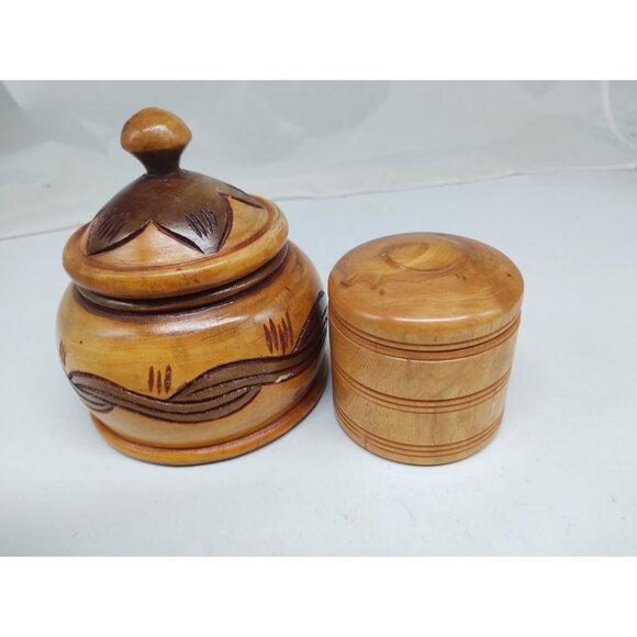 Vintage Wood Hand Turned & Carved Trinket Boxes Set of two - Picture 9 of 12